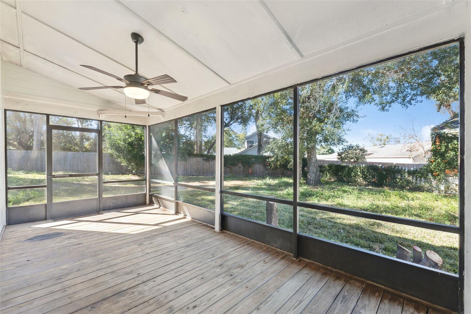 Image 3 of 19 For 115 Cobblestone Way