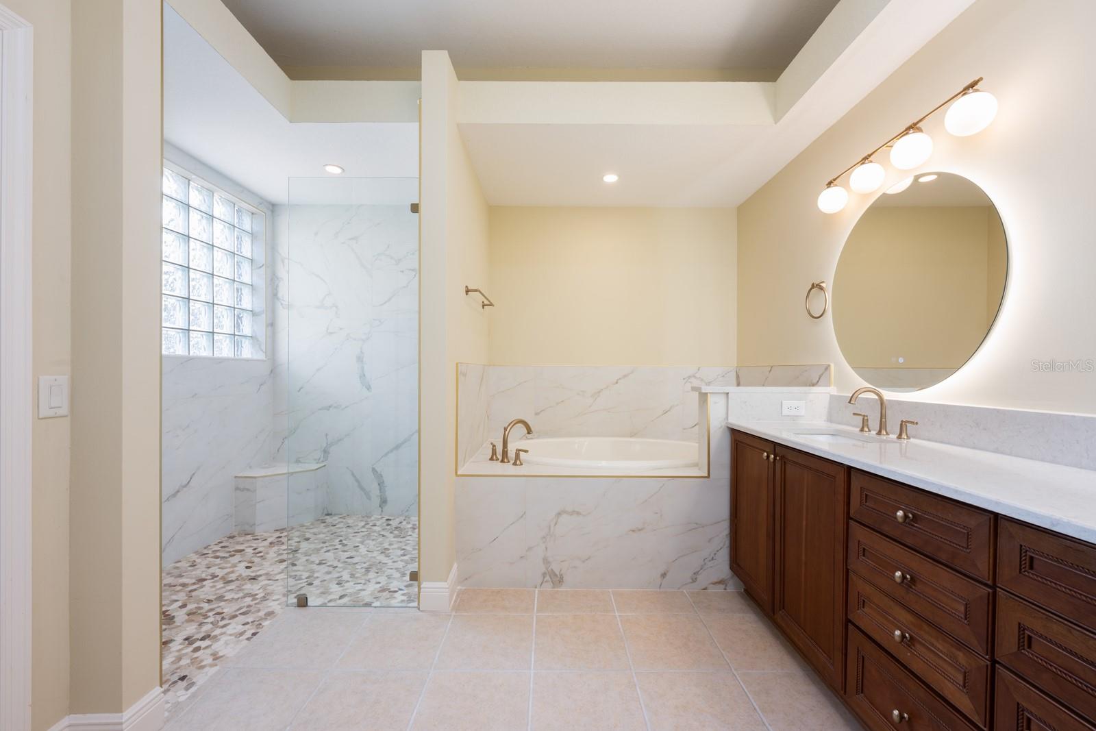 Image 18 of 44 For 5092 81st Boulevard