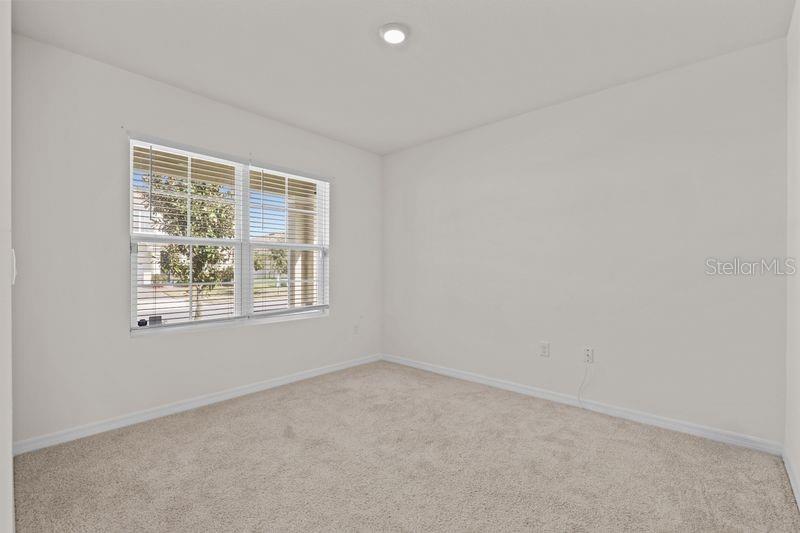 Image 20 of 33 For 5593 Galloping Drive