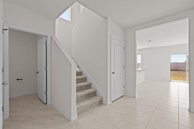 Image 21 of 33 For 5593 Galloping Drive