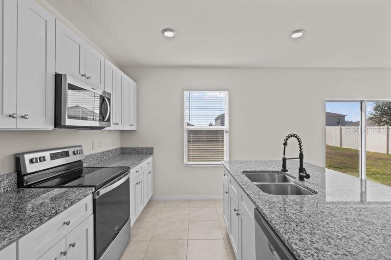 Image 4 of 33 For 5593 Galloping Drive