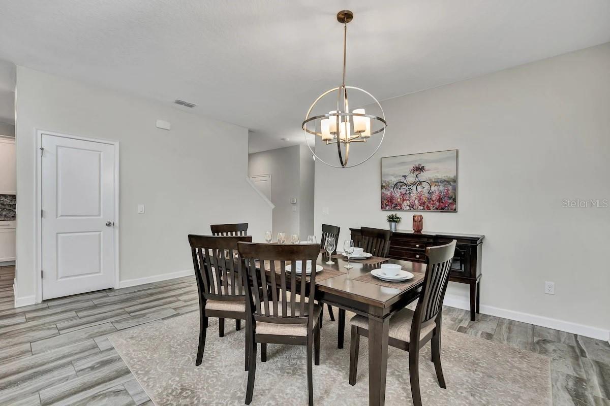 Image 10 of 57 For 4769 Kings Castle Circle