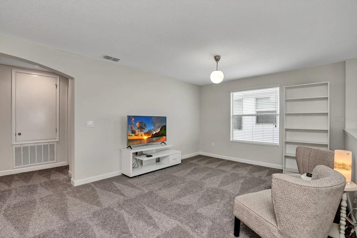 Image 26 of 57 For 4769 Kings Castle Circle