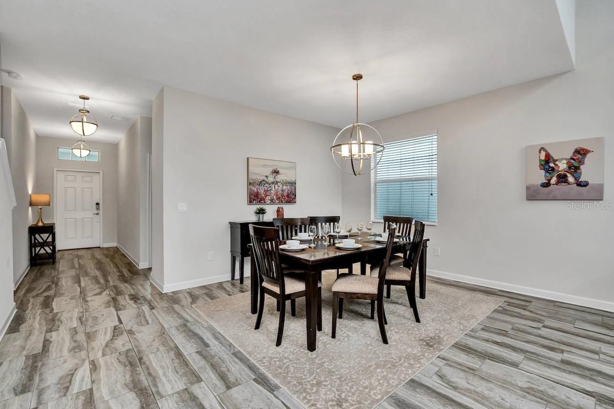 Image 9 of 57 For 4769 Kings Castle Circle