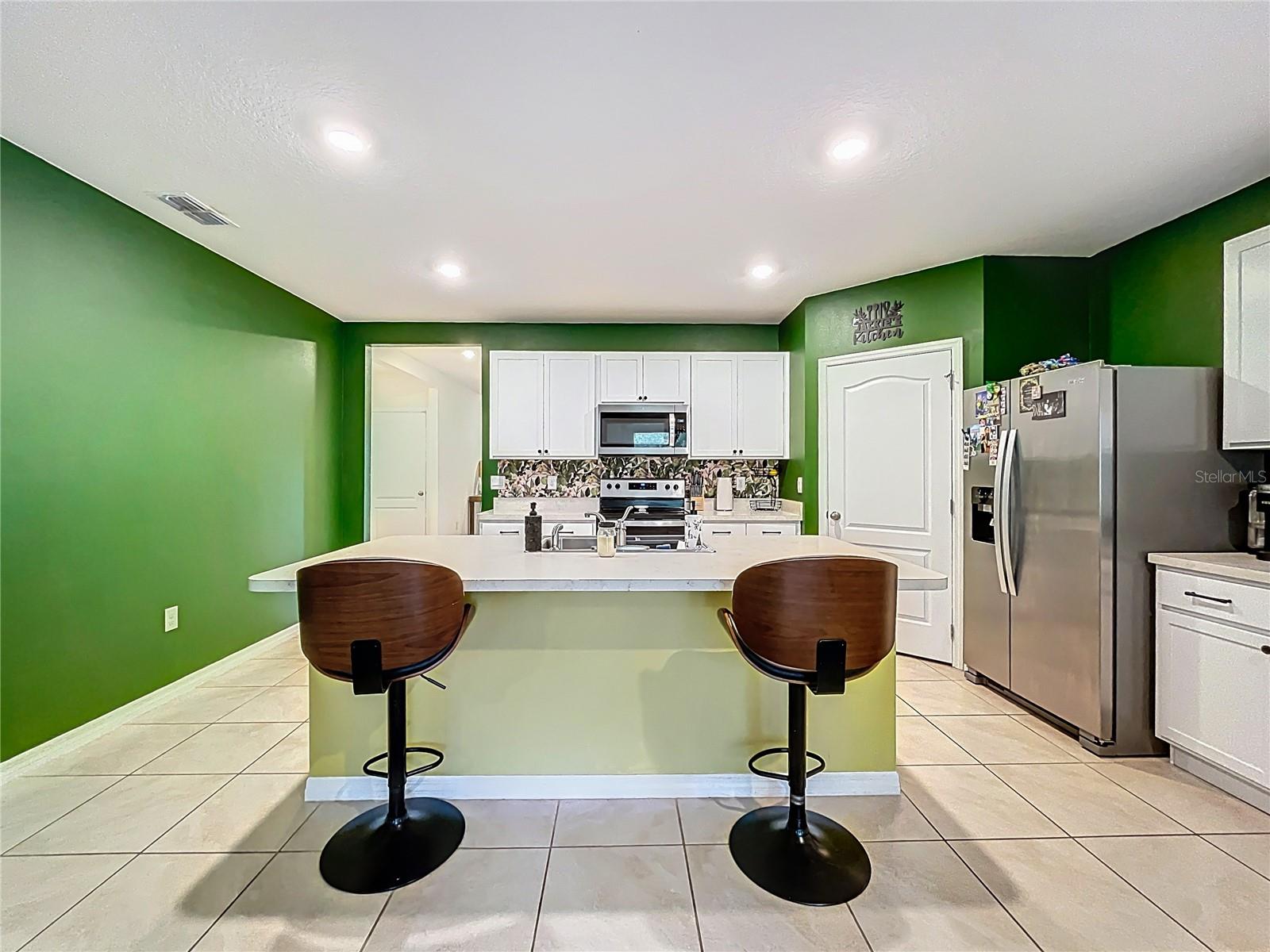 Image 16 of 62 For 2928 Canary Lane