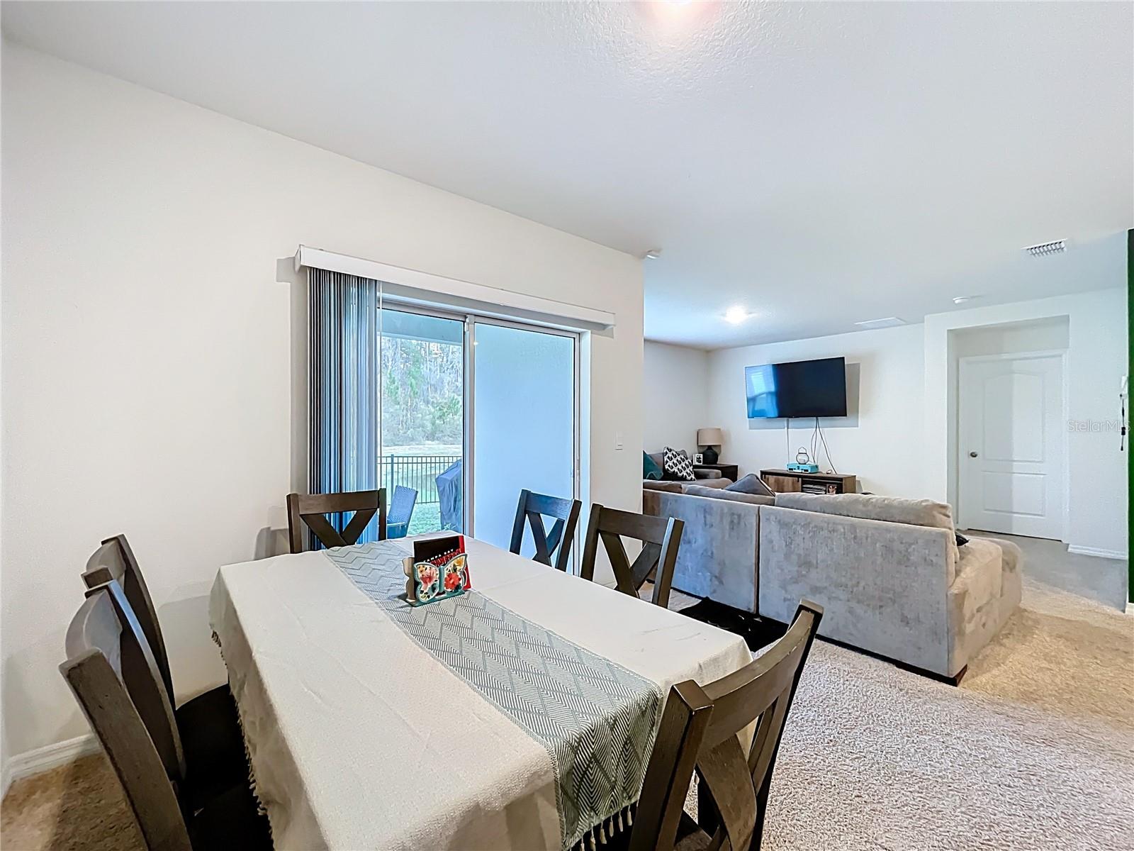 Image 18 of 62 For 2928 Canary Lane