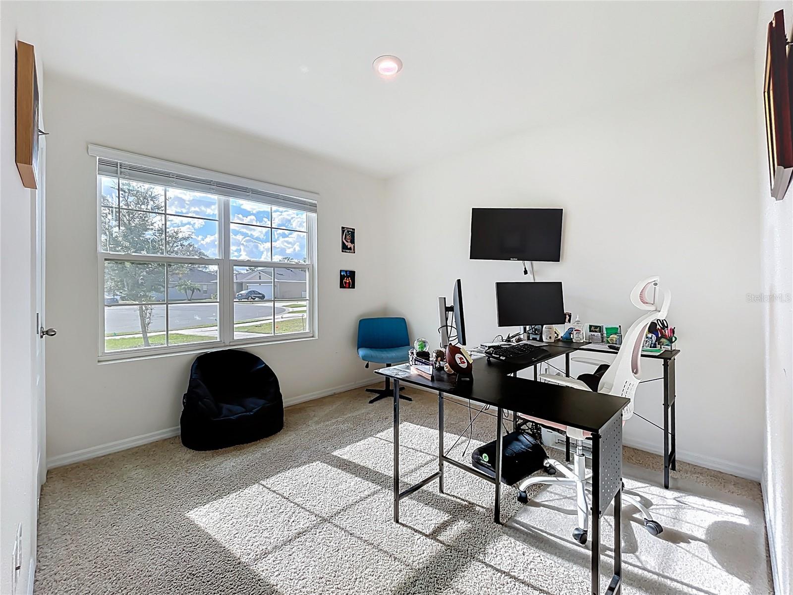 Image 24 of 62 For 2928 Canary Lane