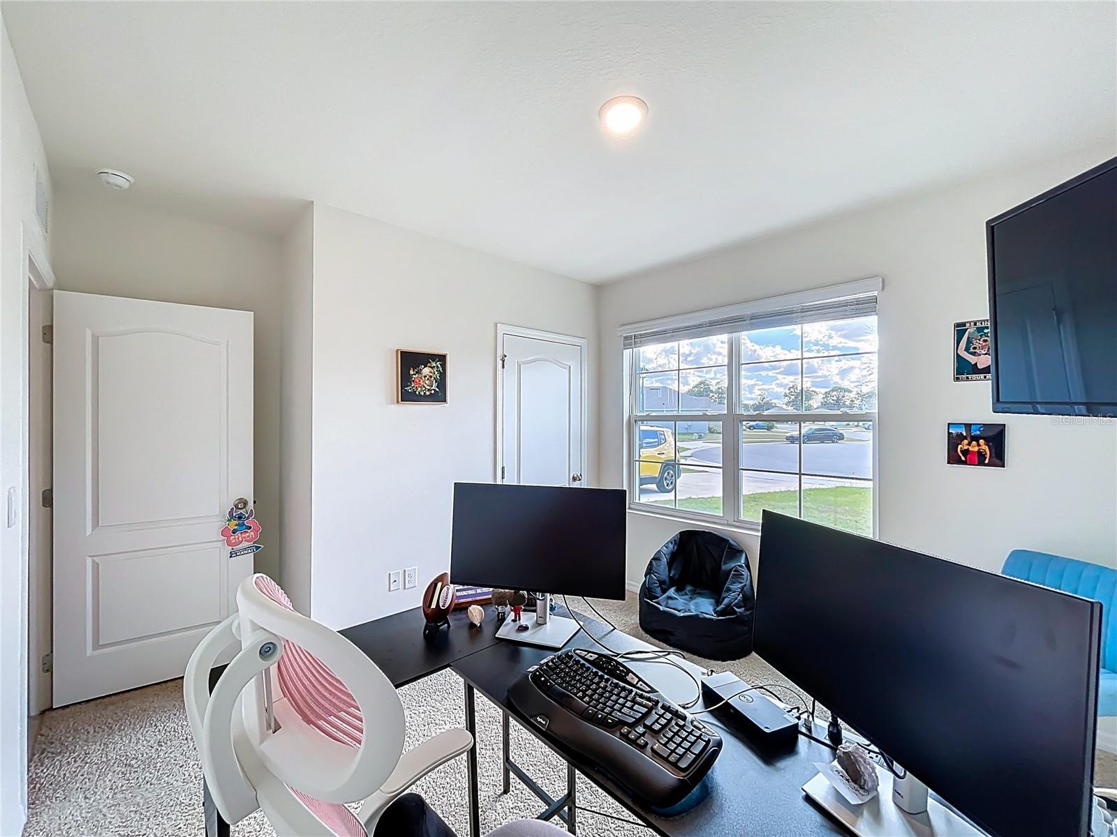 Image 26 of 62 For 2928 Canary Lane