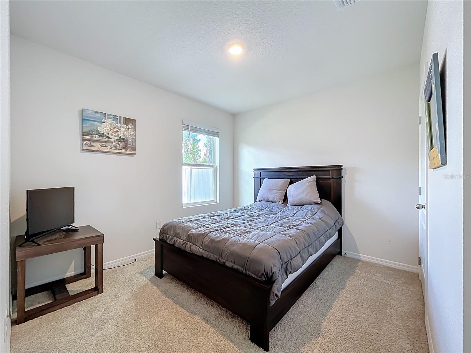 Image 28 of 62 For 2928 Canary Lane