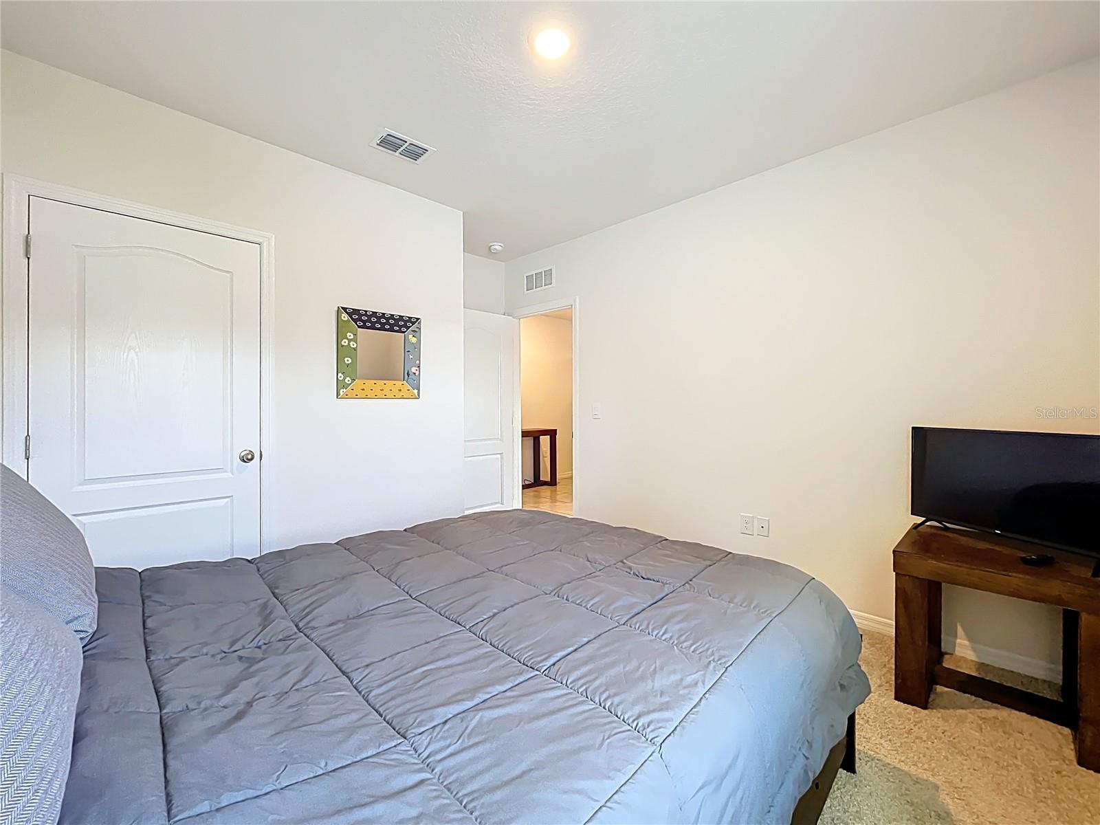 Image 30 of 62 For 2928 Canary Lane