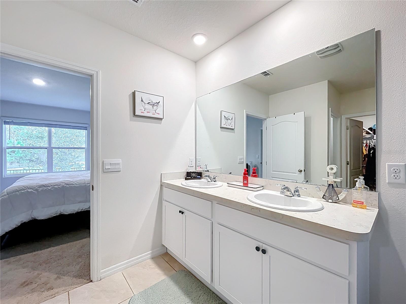 Image 41 of 62 For 2928 Canary Lane