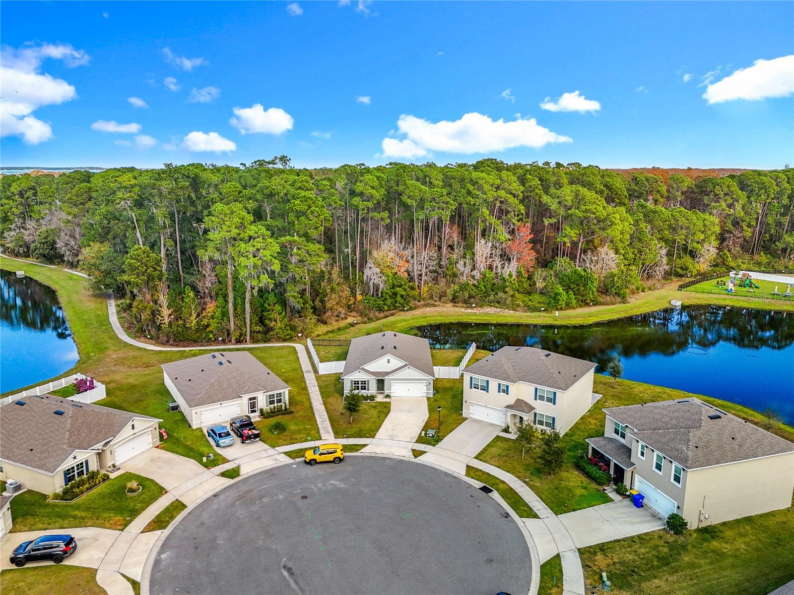 Image 5 of 62 For 2928 Canary Lane