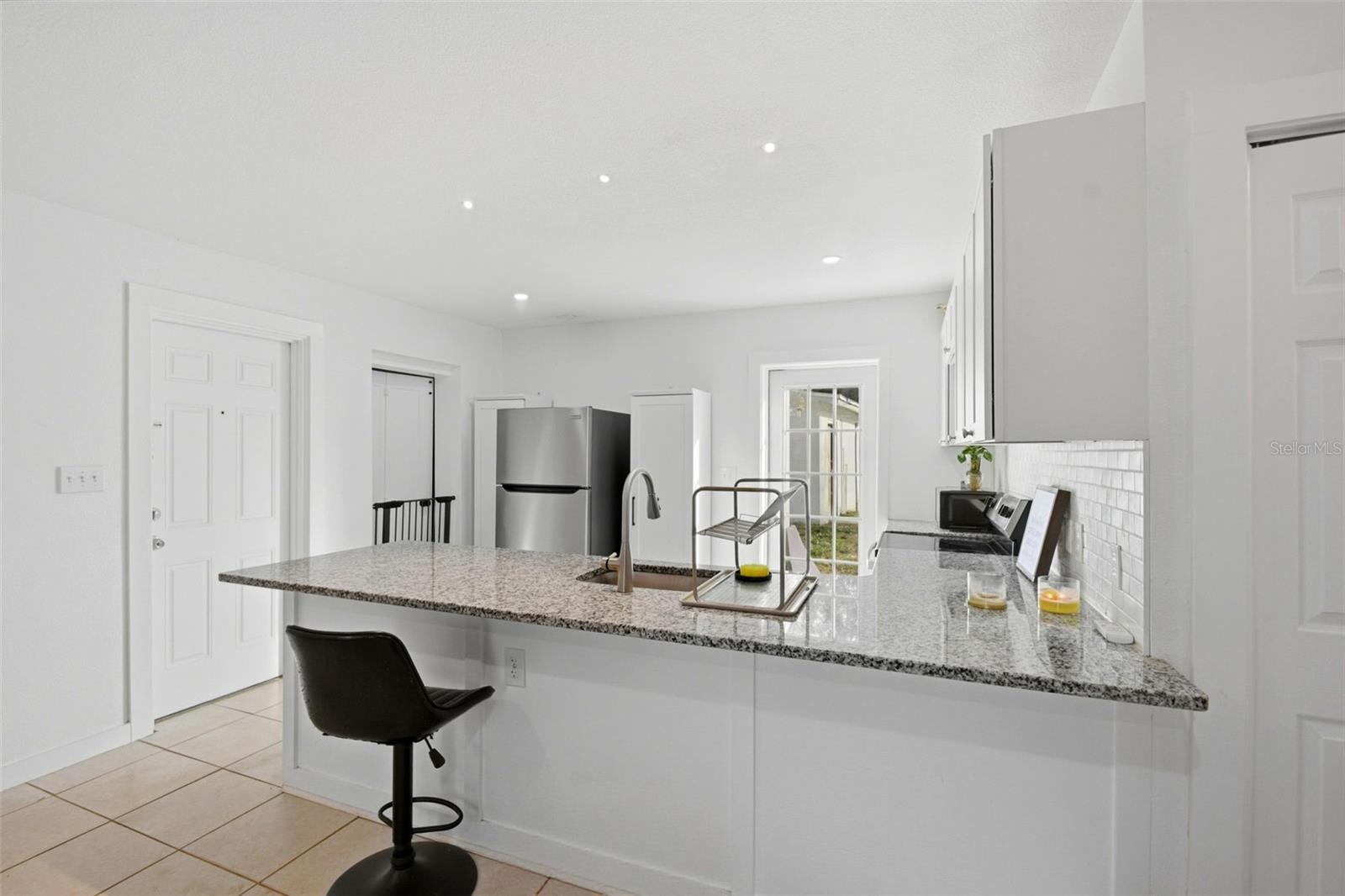 Image 10 of 29 For 3704 Wells Street