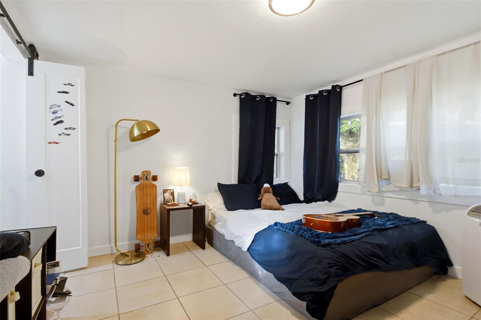 Image 17 of 29 For 3704 Wells Street