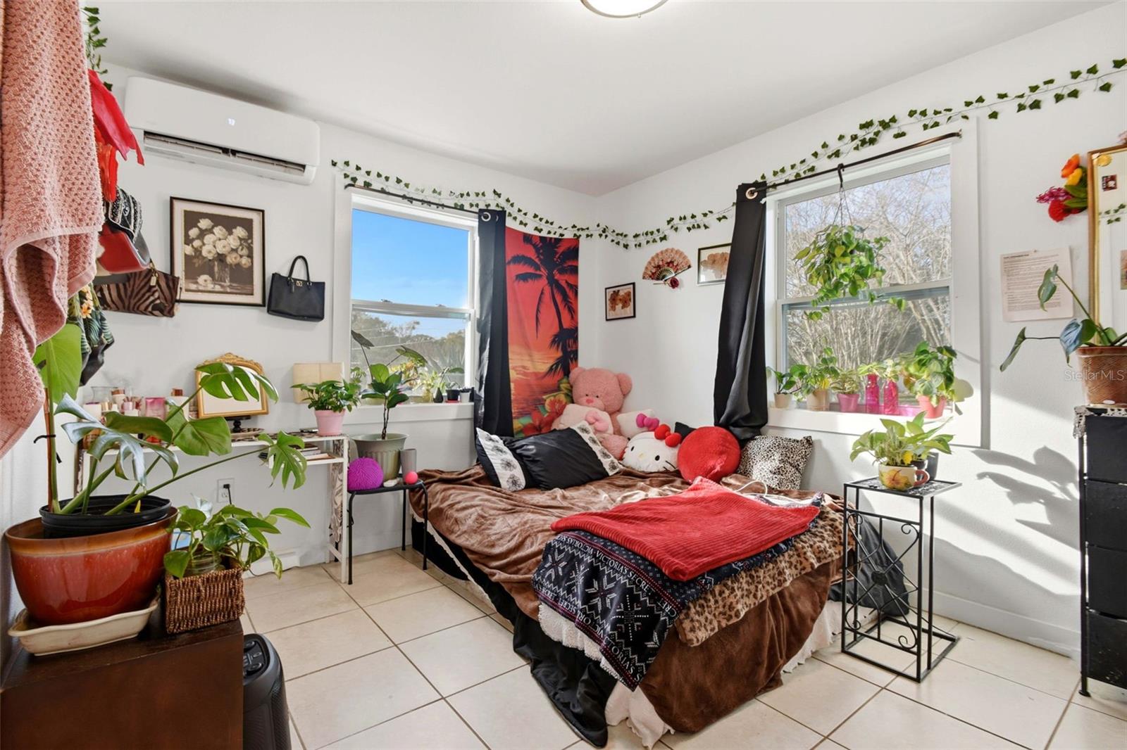 Image 19 of 29 For 3704 Wells Street