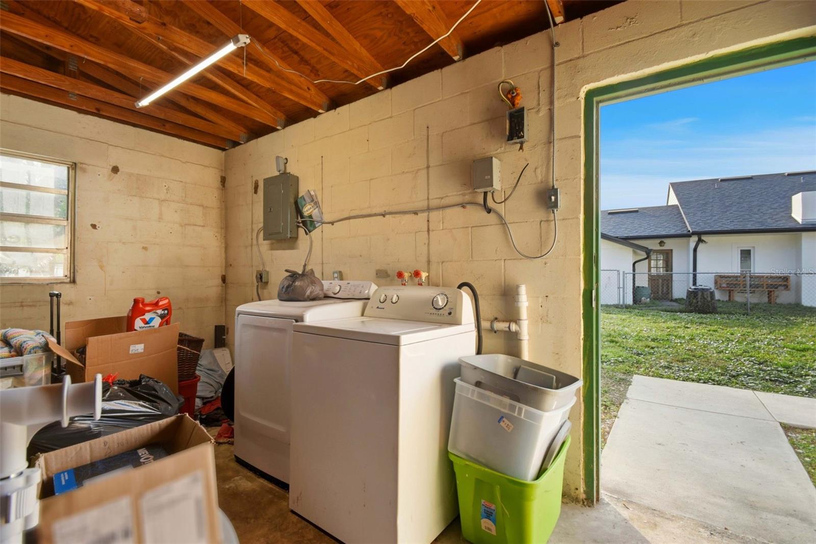 Image 22 of 29 For 3704 Wells Street