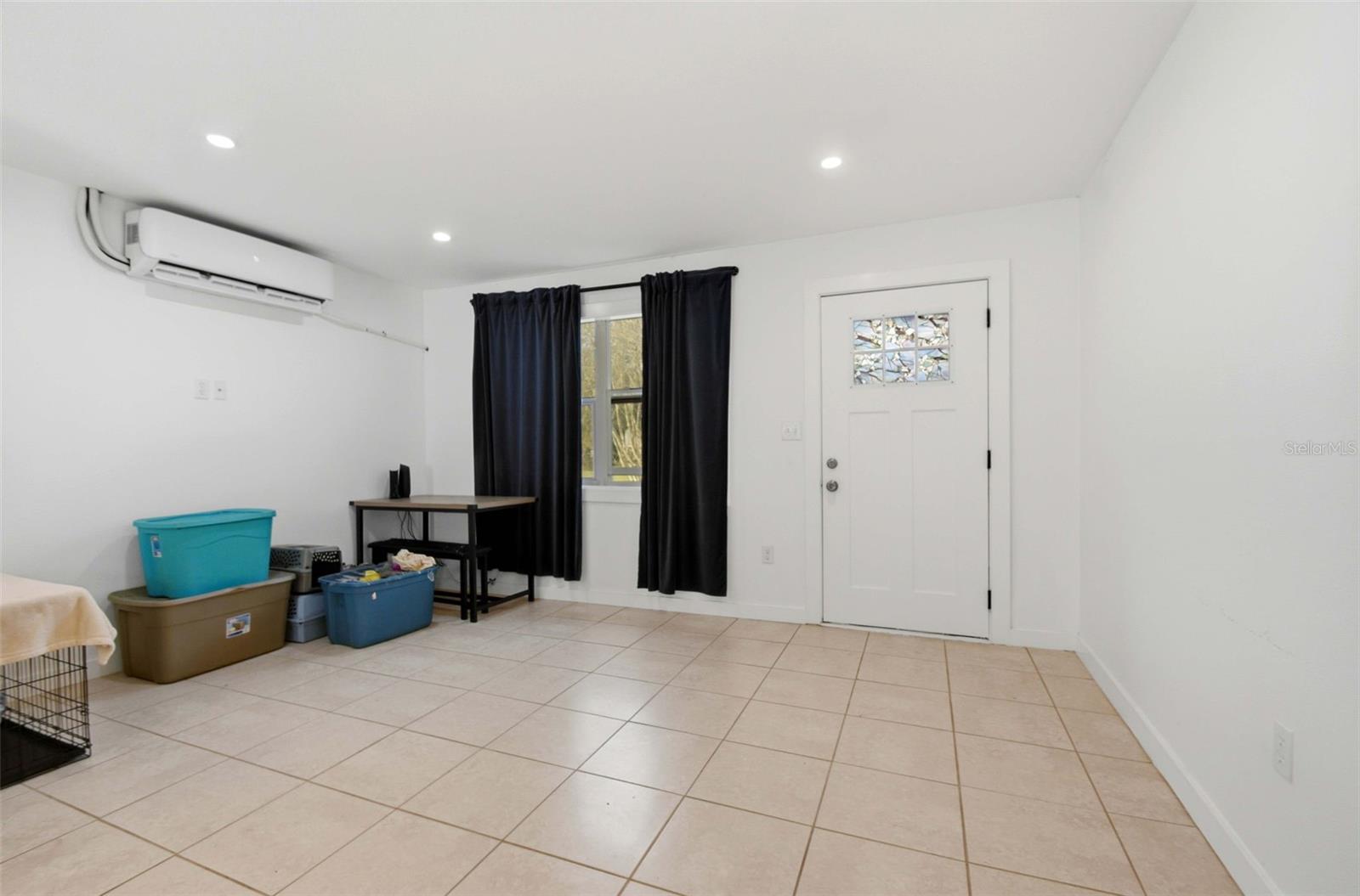 Image 9 of 29 For 3704 Wells Street