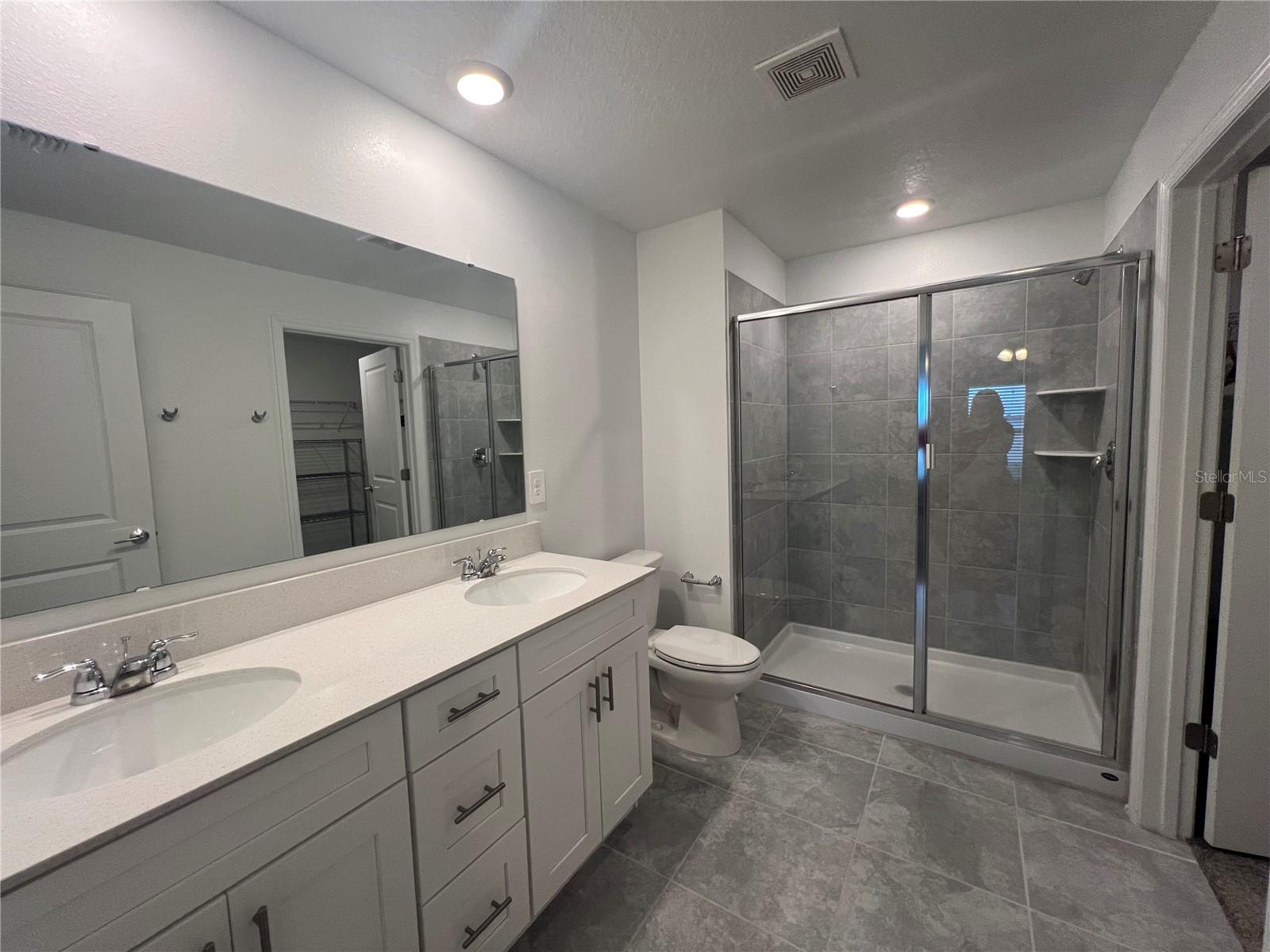 Image 14 of 18 For 688 Silver Palm Drive