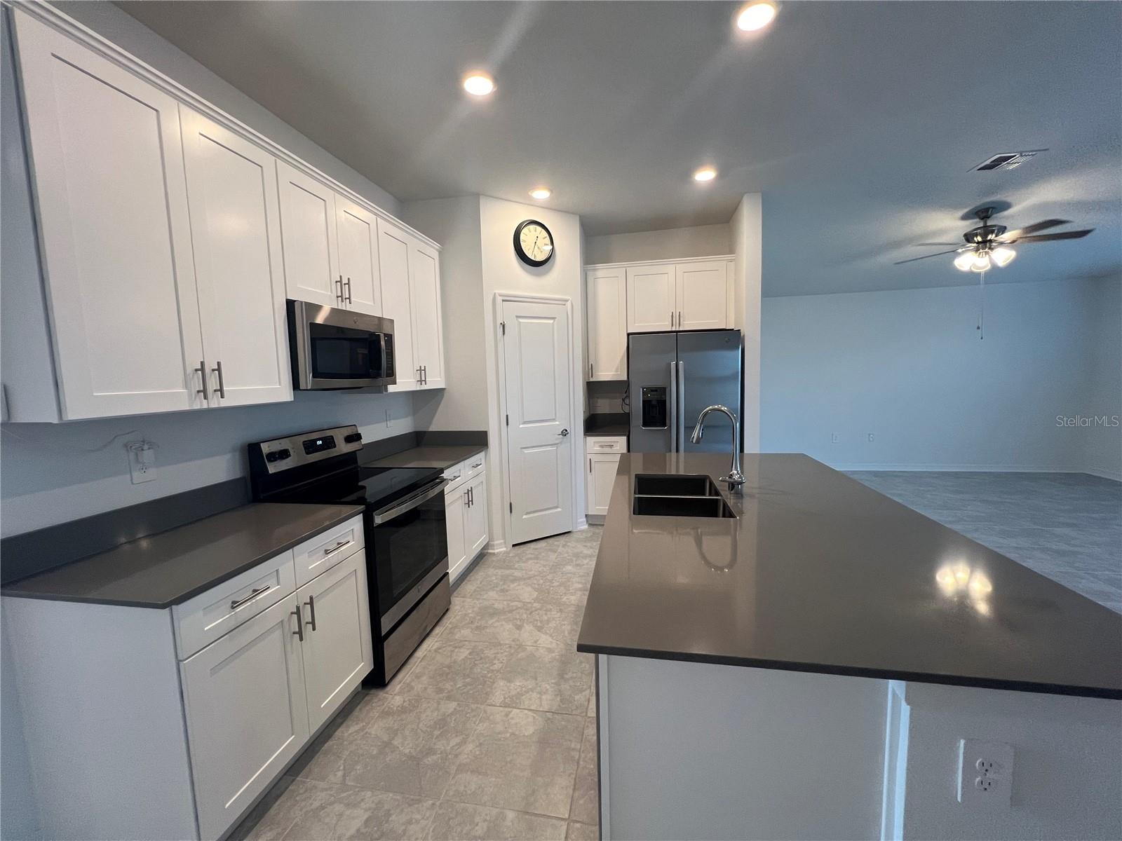 Image 3 of 18 For 688 Silver Palm Drive