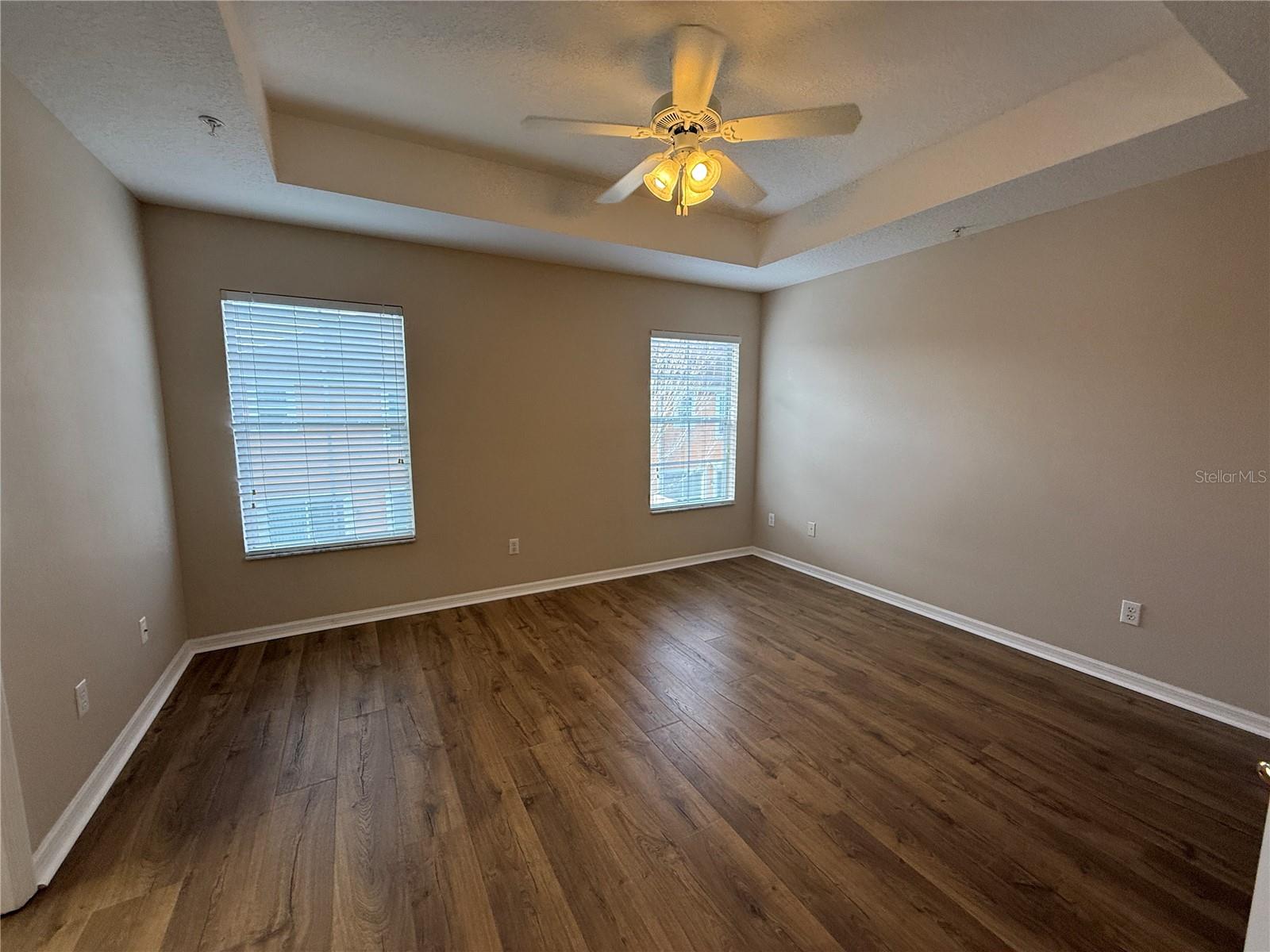 Image 13 of 22 For 9438 Tawnyberry Street