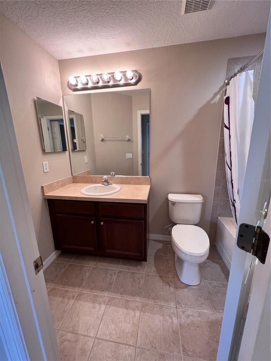 Image 19 of 22 For 9438 Tawnyberry Street