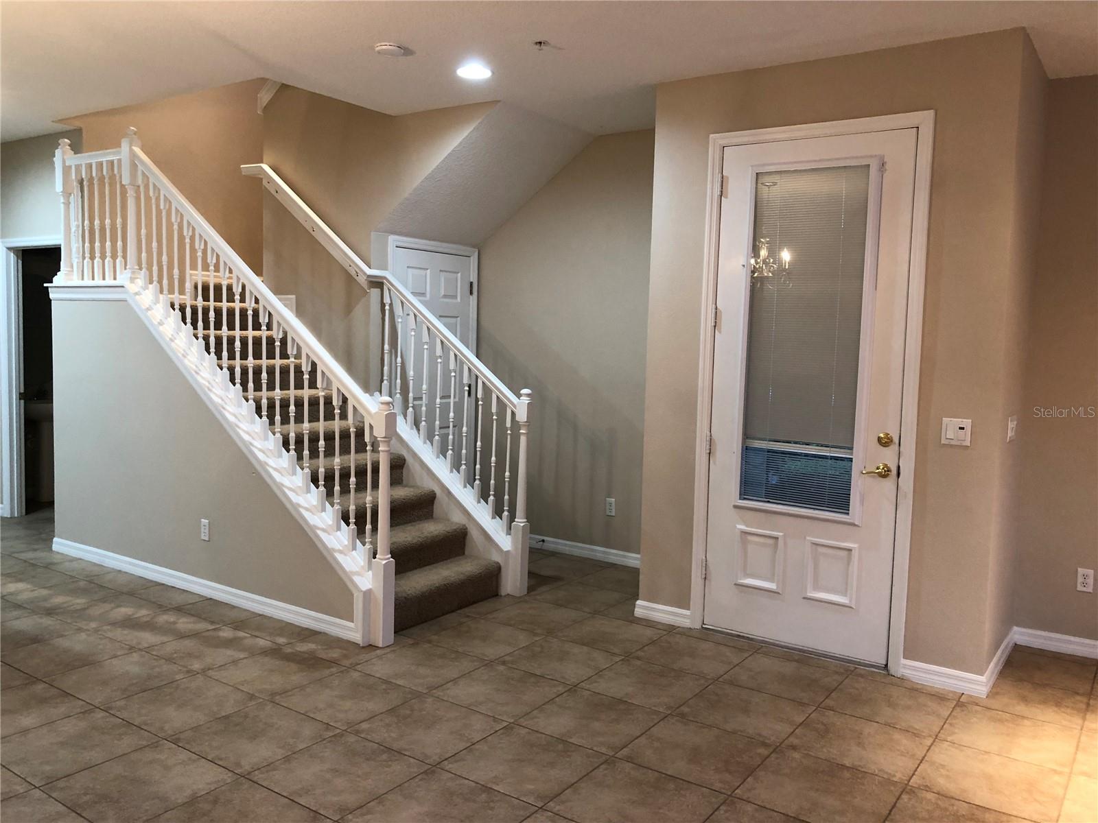 Image 7 of 22 For 9438 Tawnyberry Street