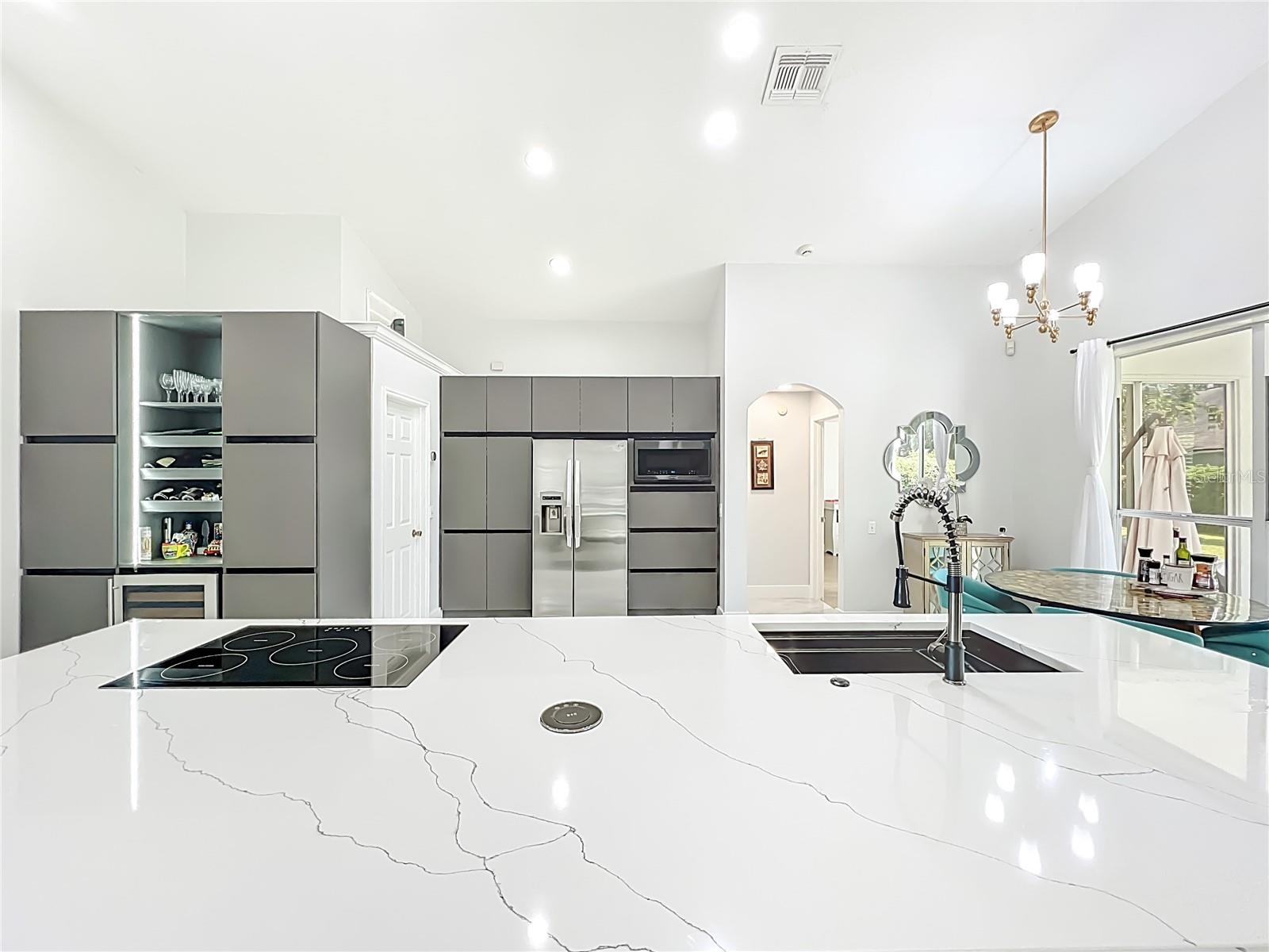 Image 16 of 35 For 9226 Longfellow Place