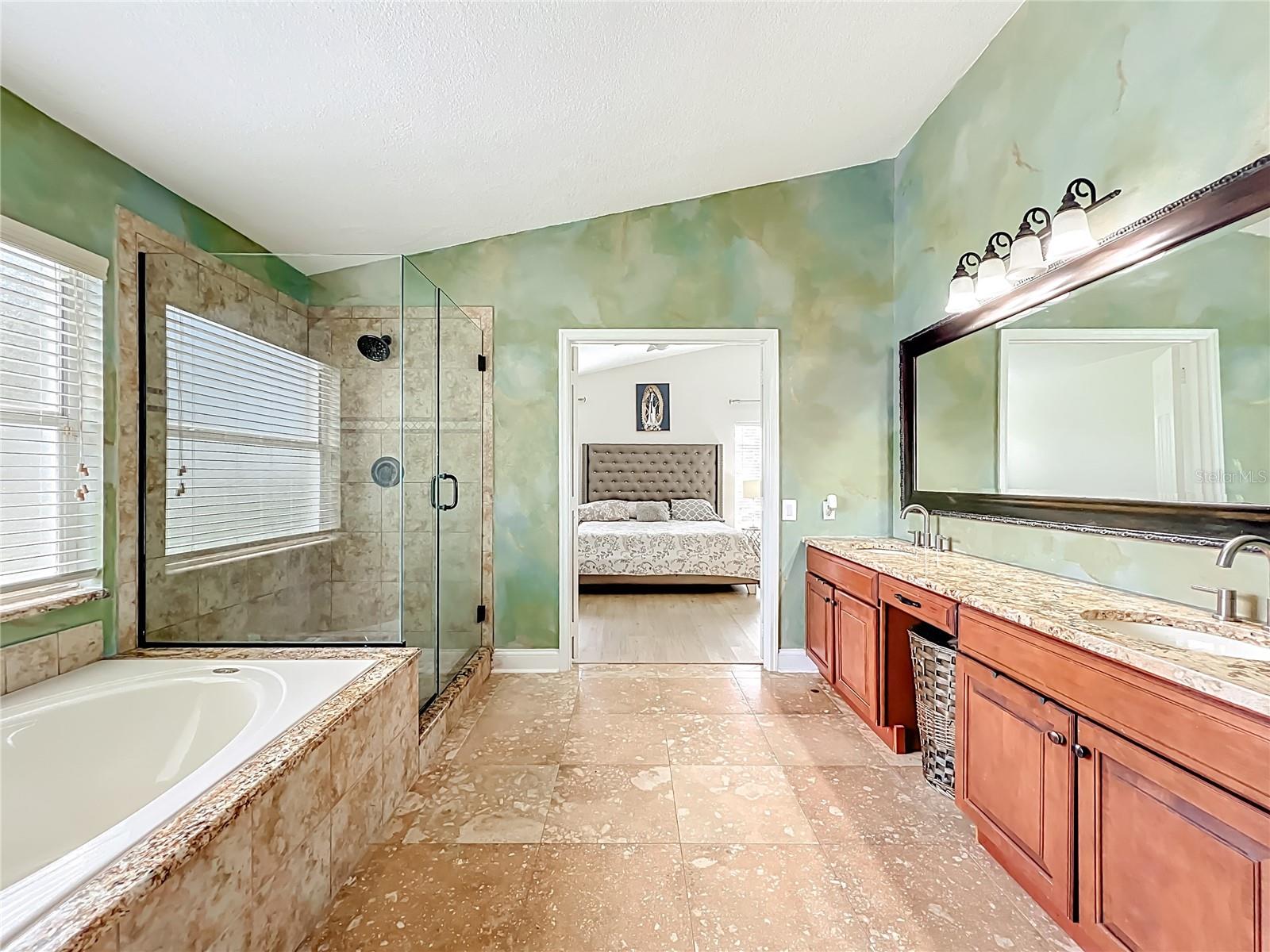 Image 30 of 35 For 9226 Longfellow Place