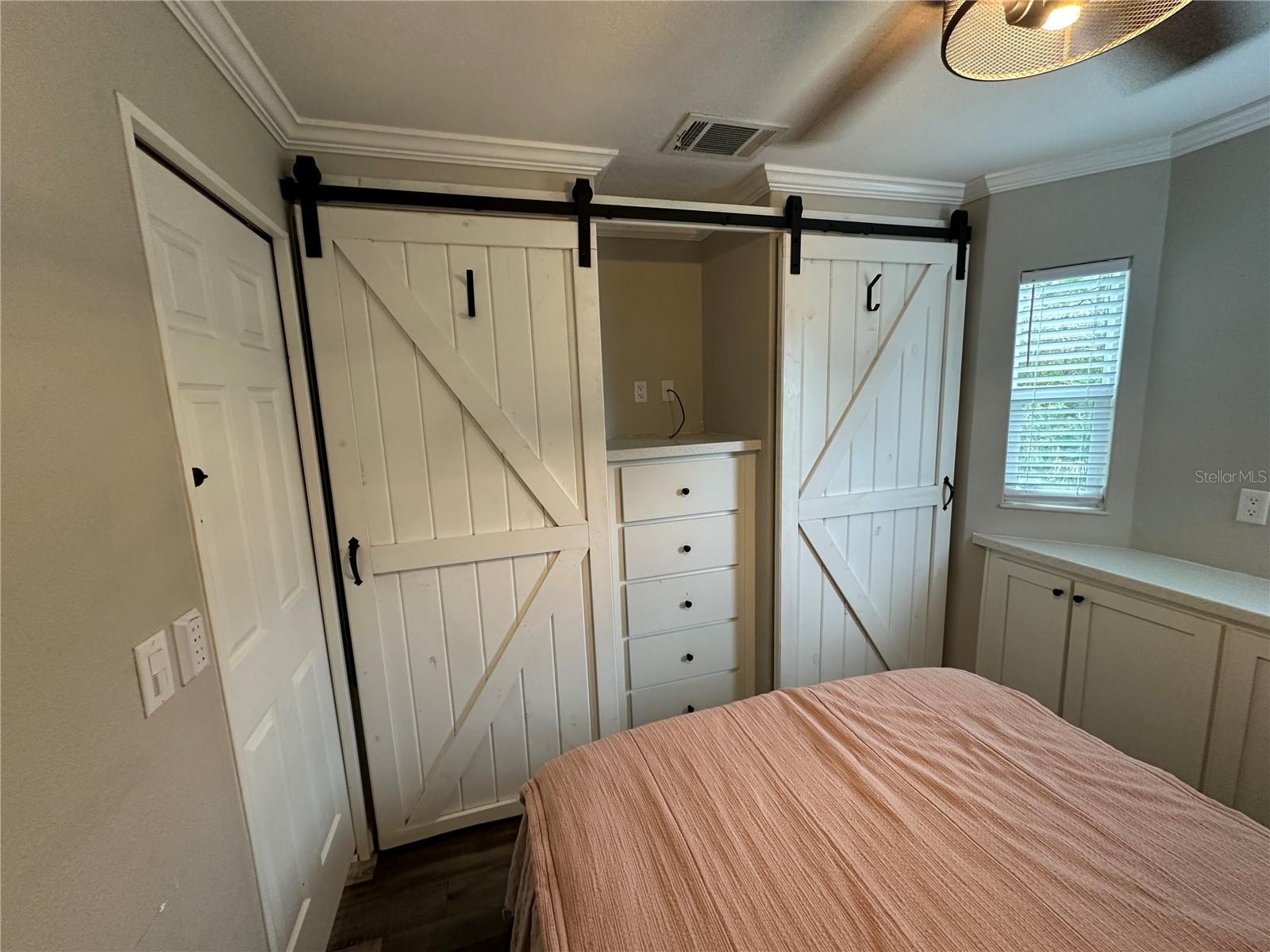 Image 12 of 43 For 16540 Sunshine Avenue