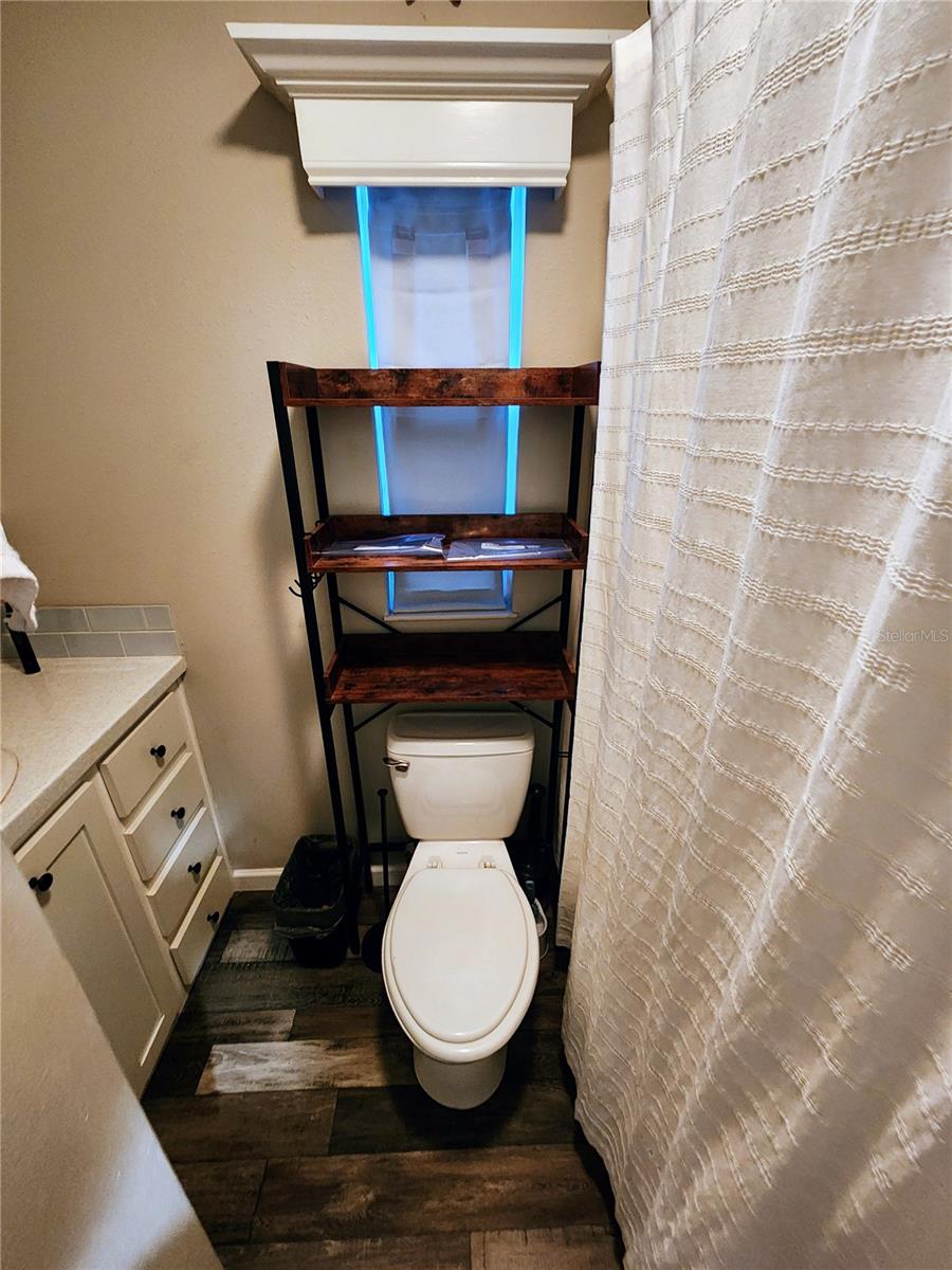 Image 18 of 43 For 16540 Sunshine Avenue