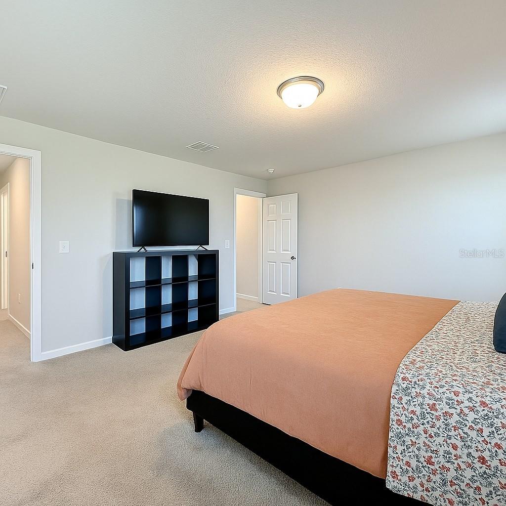 Image 24 of 58 For 1045 Desert Candle Drive