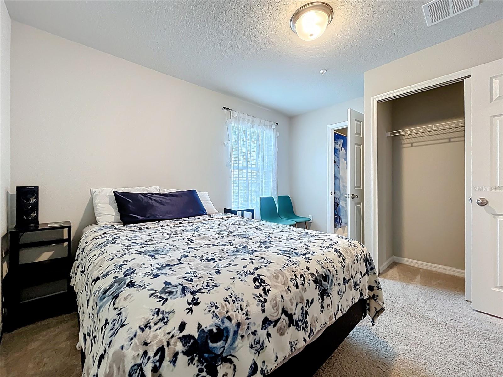 Image 26 of 58 For 1045 Desert Candle Drive