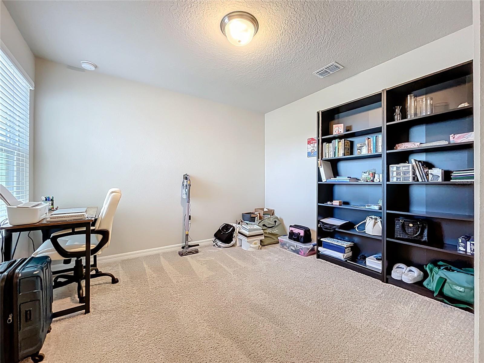 Image 30 of 58 For 1045 Desert Candle Drive