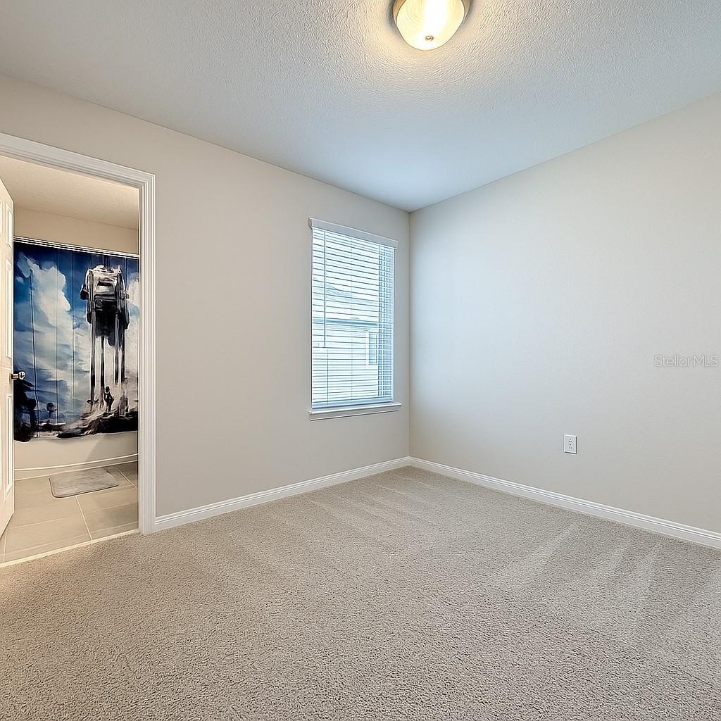 Image 31 of 58 For 1045 Desert Candle Drive