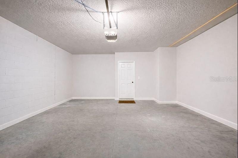 Image 33 of 58 For 1045 Desert Candle Drive