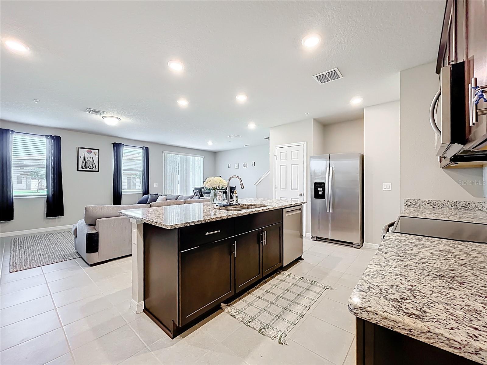 Image 7 of 58 For 1045 Desert Candle Drive