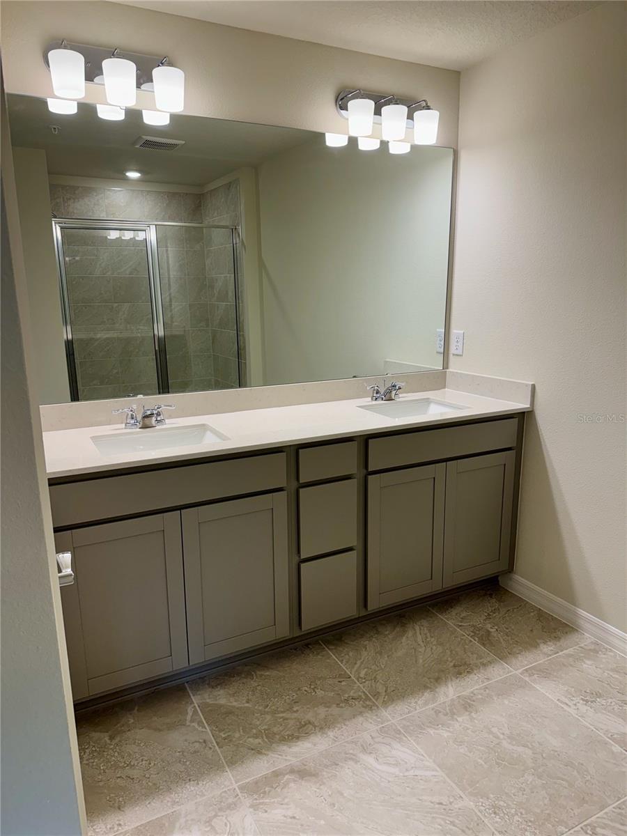 Image 10 of 21 For 3331 Canyon Bay Point