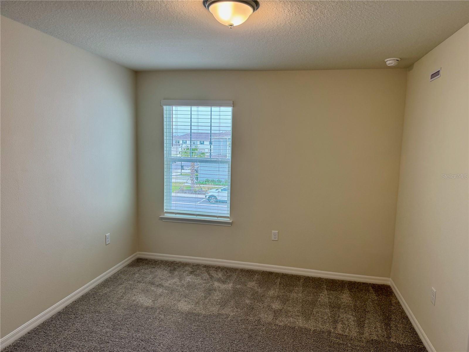 Image 16 of 21 For 3331 Canyon Bay Point