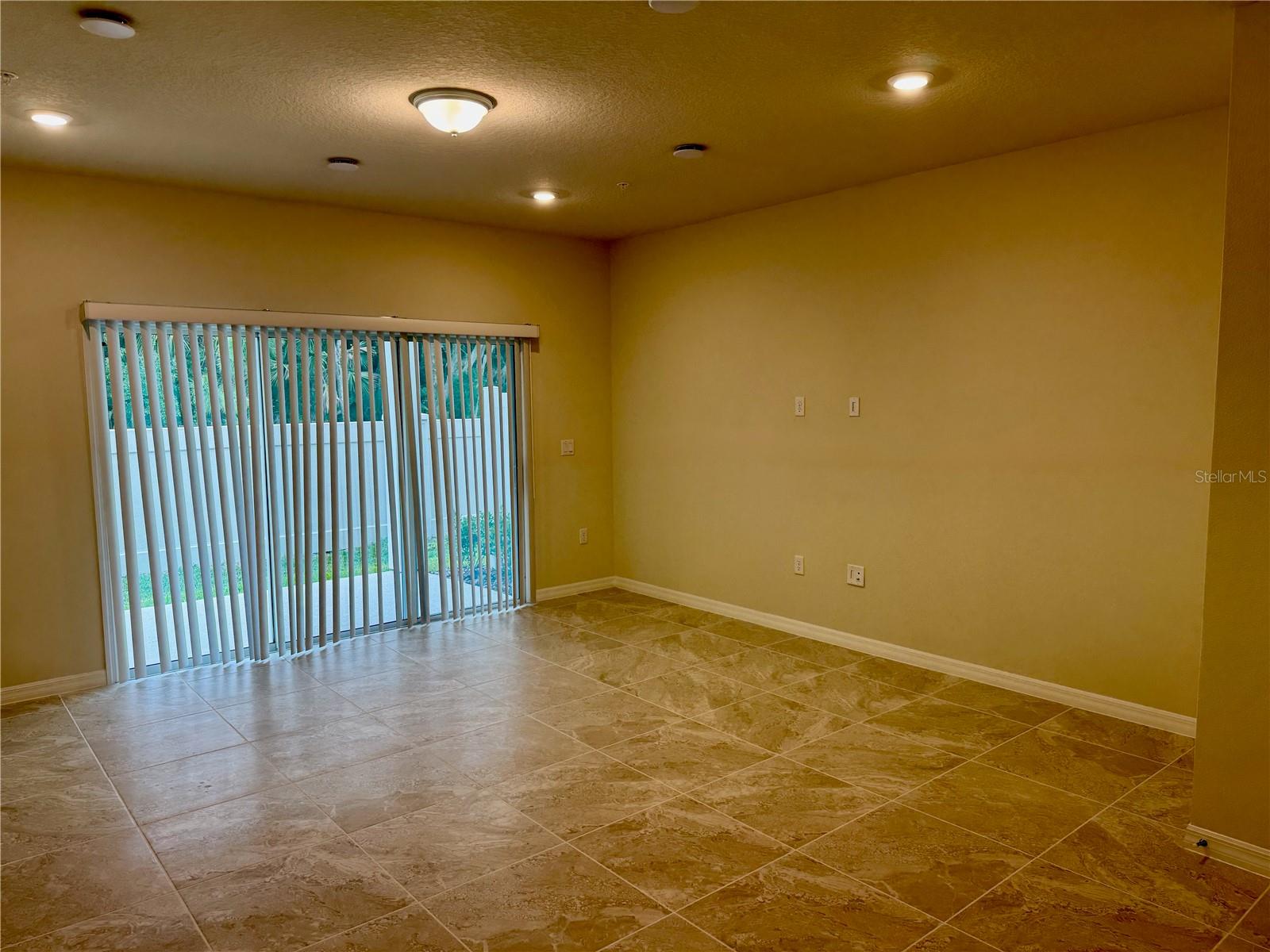 Image 20 of 21 For 3331 Canyon Bay Point