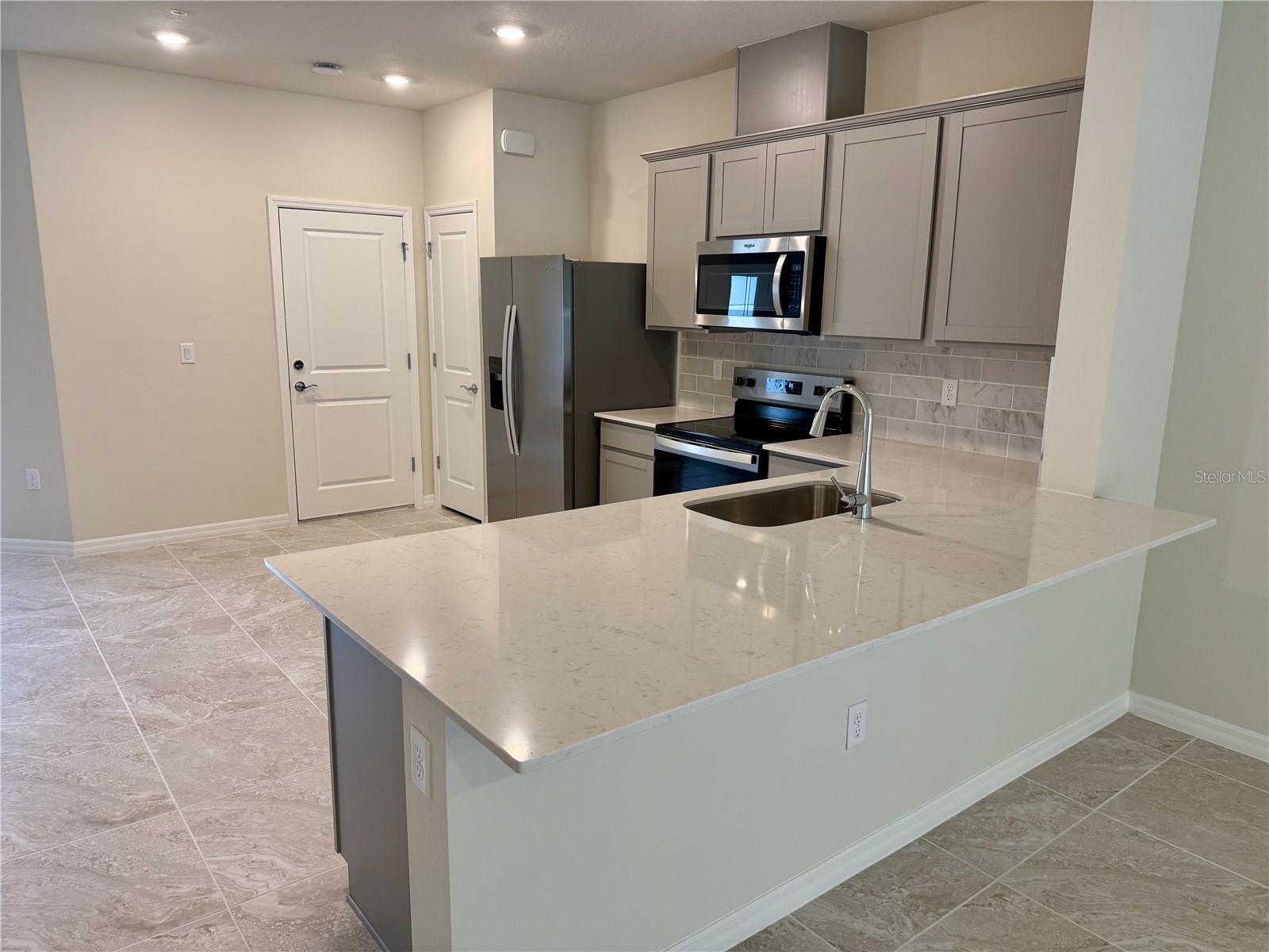 Image 5 of 21 For 3331 Canyon Bay Point