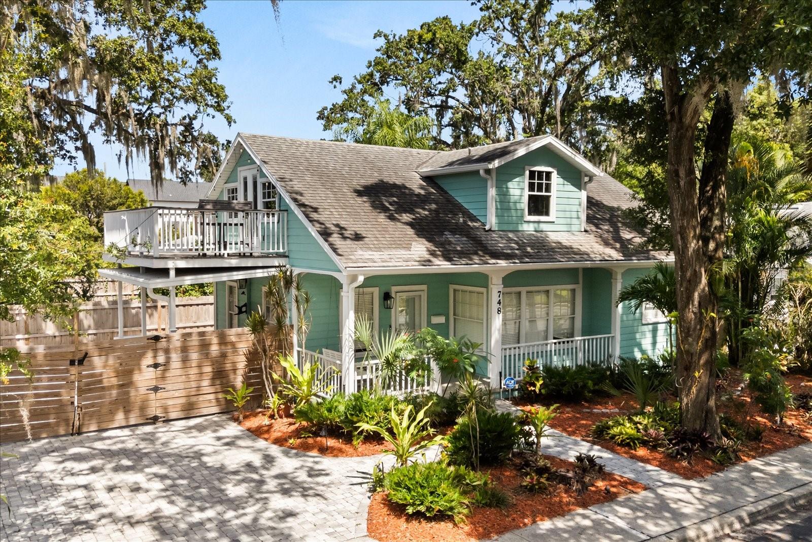 Image 34 of 46 For 748 Altaloma Avenue