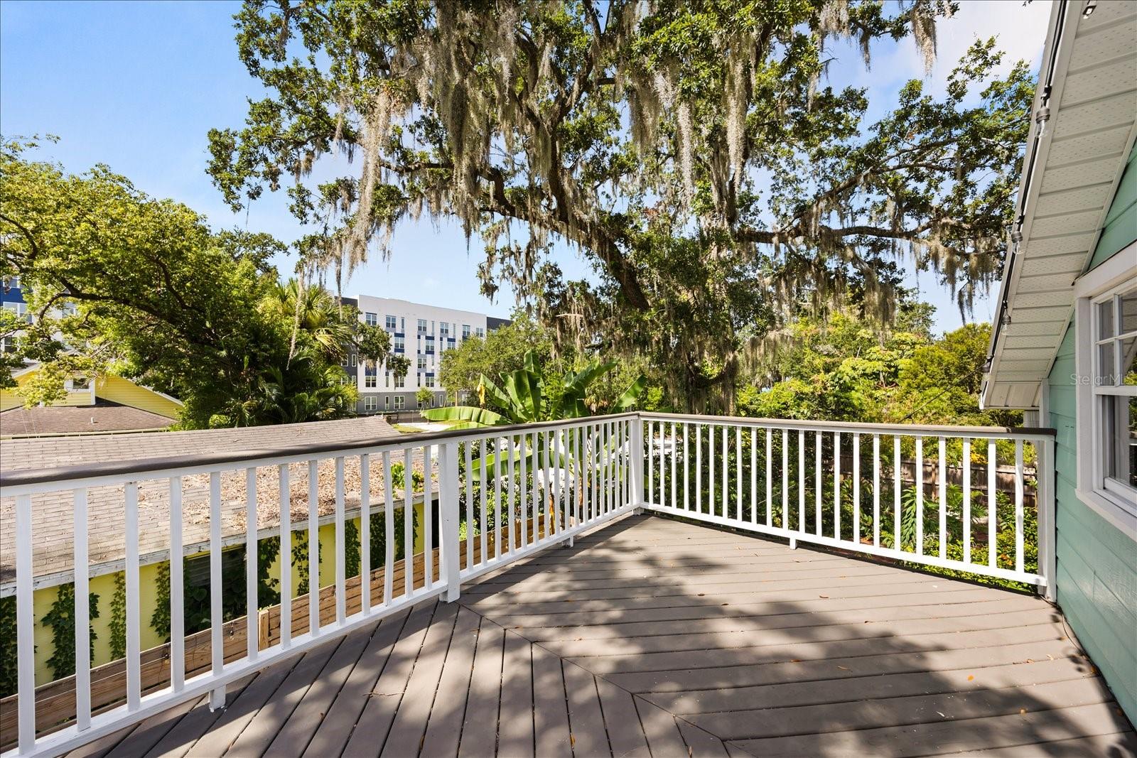 Image 7 of 46 For 748 Altaloma Avenue