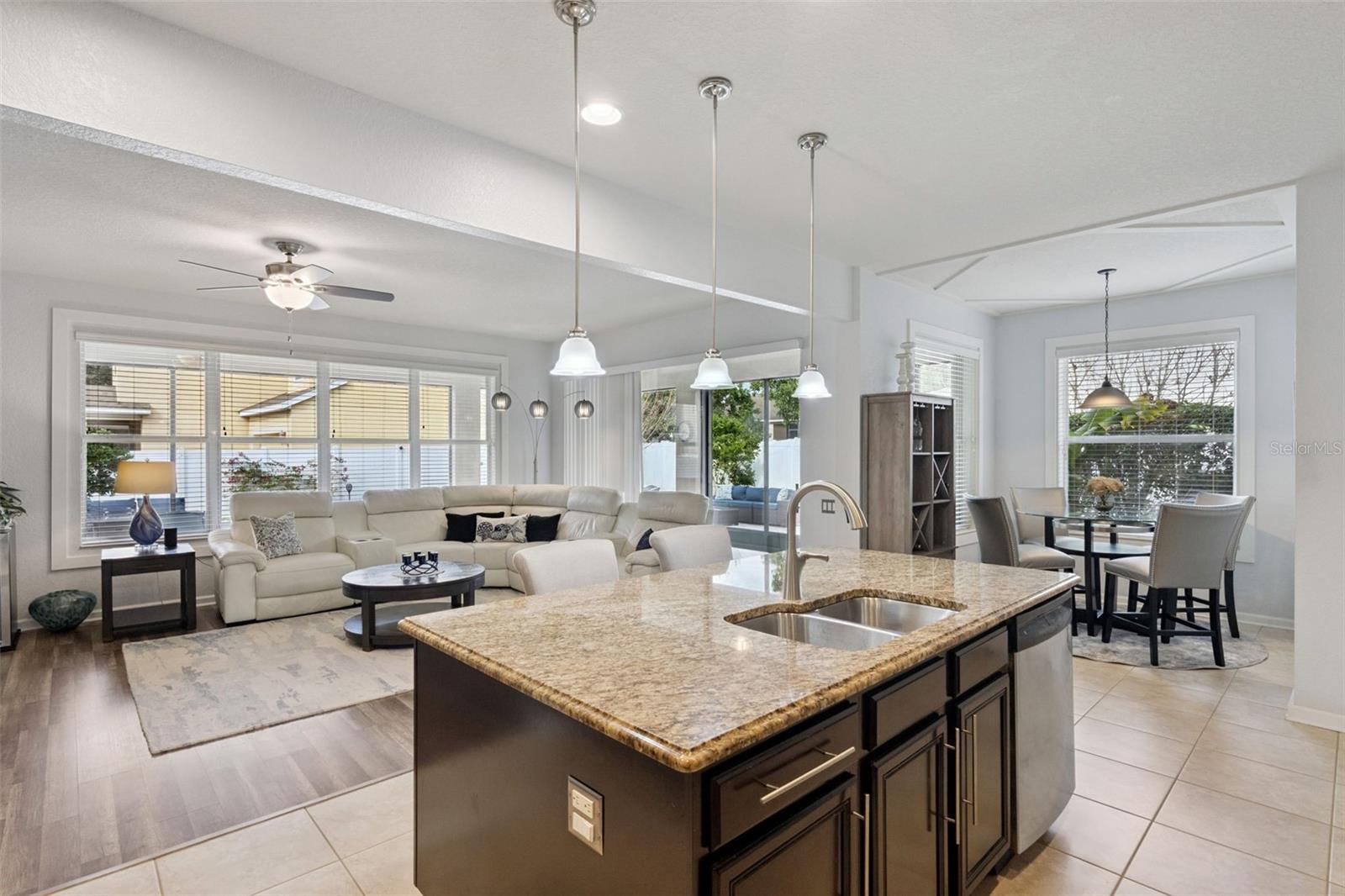 Image 27 of 62 For 7522 Derexa Drive