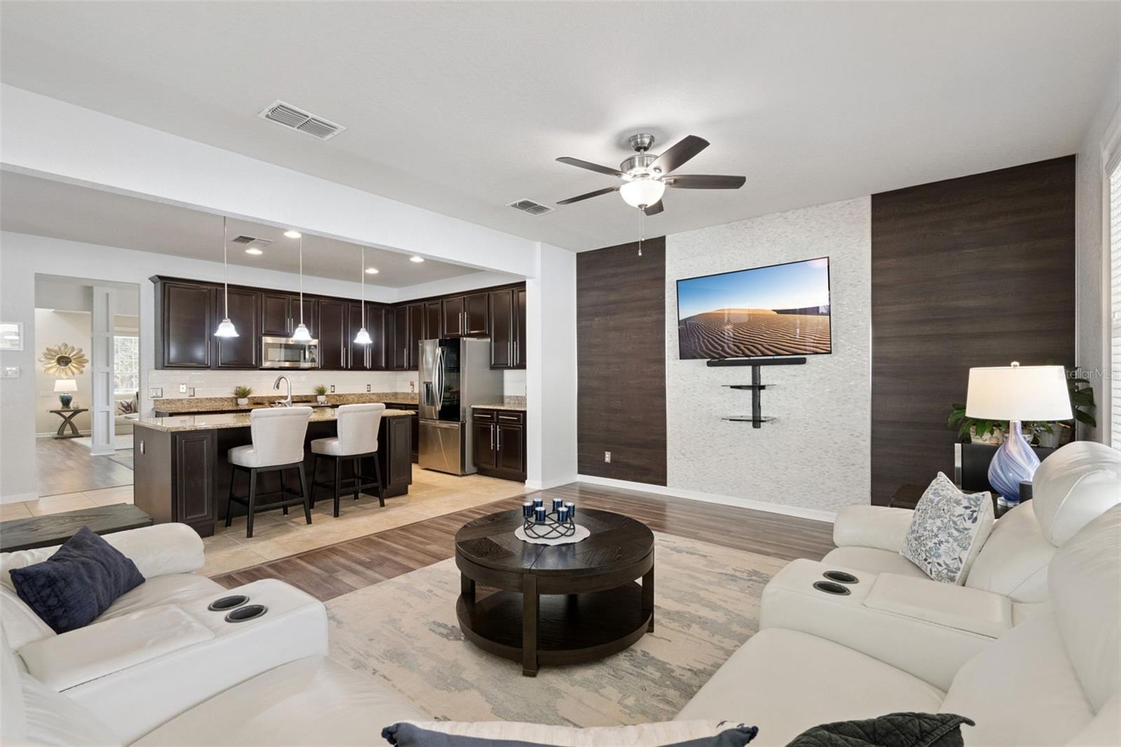 Image 4 of 62 For 7522 Derexa Drive