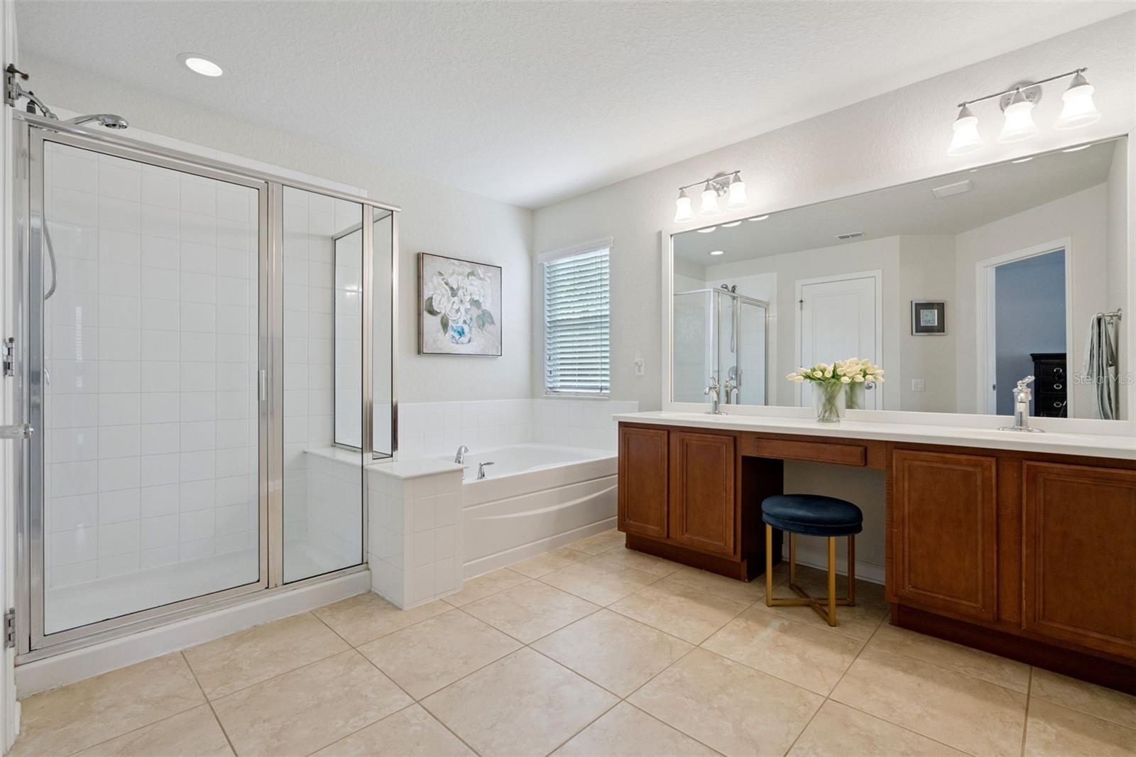 Image 8 of 62 For 7522 Derexa Drive