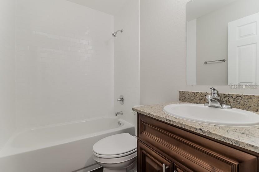 Image 15 of 16 For 2642 165th Street Road