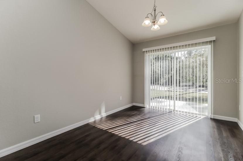 Image 4 of 16 For 2642 165th Street Road