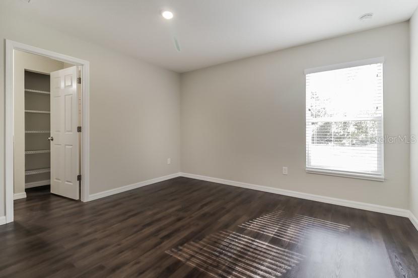 Image 8 of 16 For 2642 165th Street Road