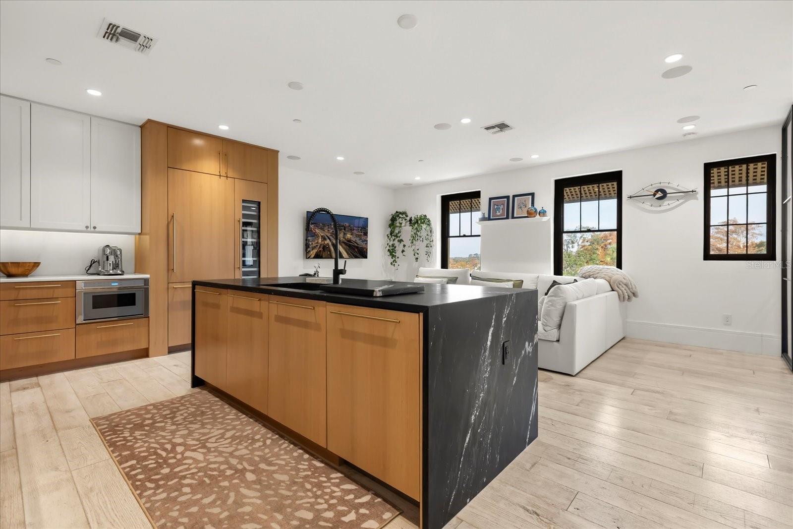 Image 10 of 49 For 1602 Alabama Drive 403