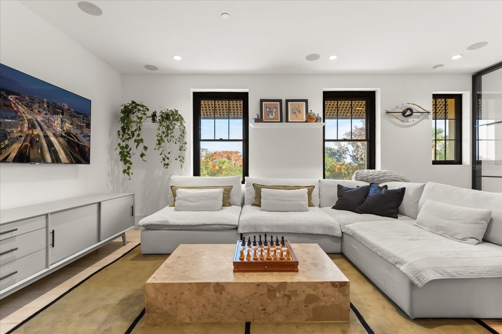 Image 11 of 49 For 1602 Alabama Drive 403